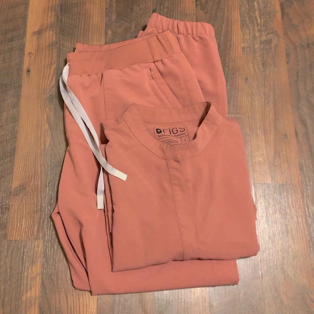 FIGS Mauve Rafaela/Taldora